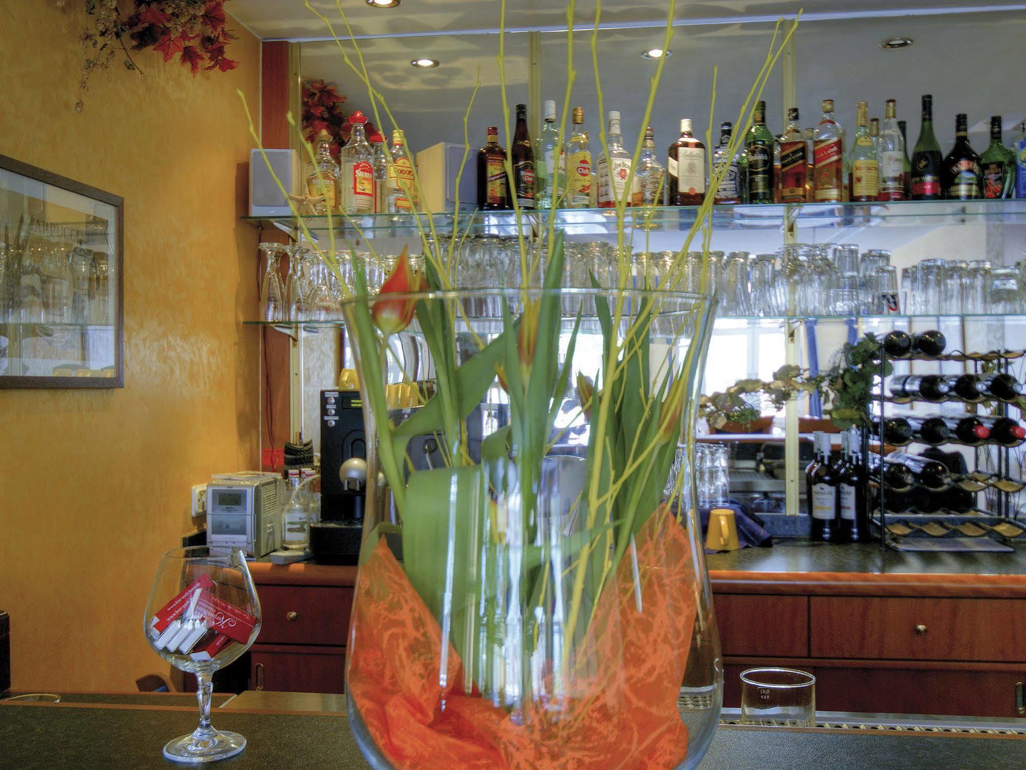 Hotel Kurparkhotel Warnemuende 4*